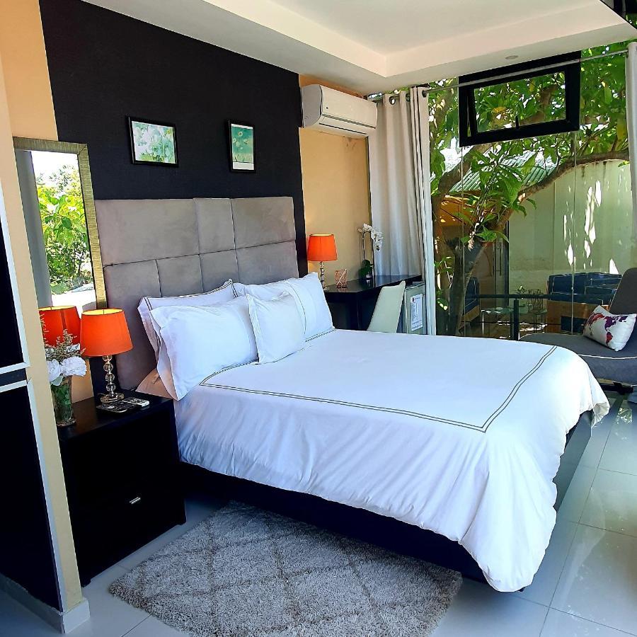 Hotel Santa Clara San Fernando de Monte Cristi Extérieur photo